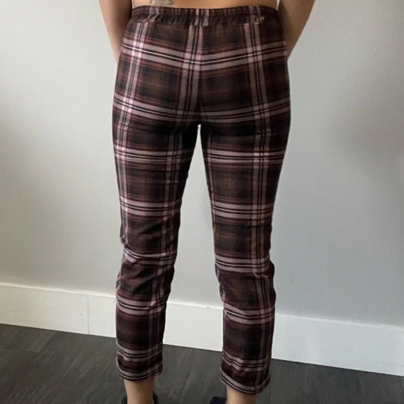 🌸Twik Woman’s Plaid Capri Pants - Size XS 🌷 - Picture 4 of 12